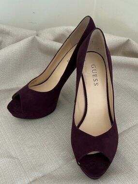 Guess  Plum Wine Suede Peep Toe Shoes  size 7.5